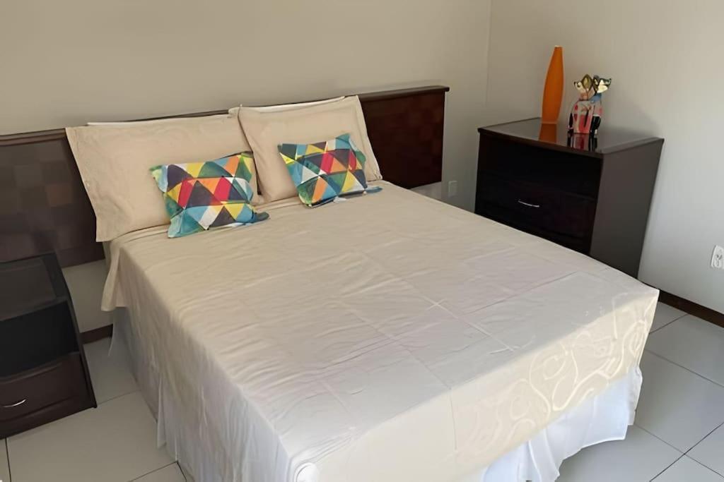 1/4, Camareira, Piscina, Barra/ondina Apartamento *